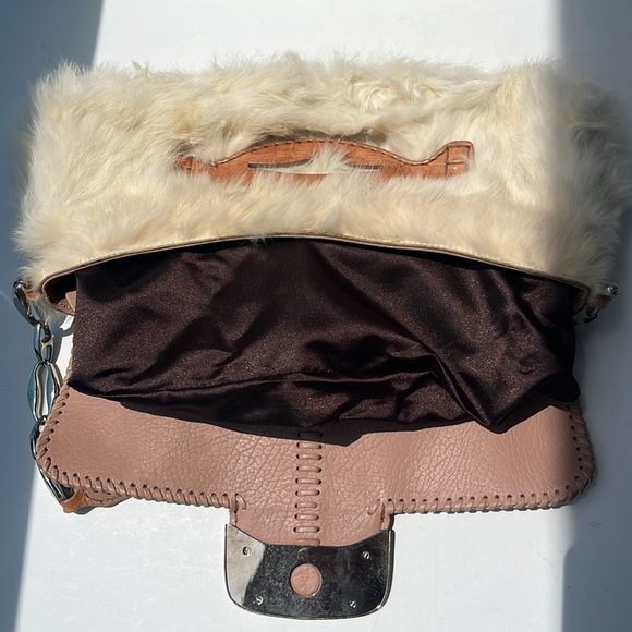 Auth. Vintage Tod's Rabbit Fur Suede/Leather Shoulder Handbag - Picture 10 of 16